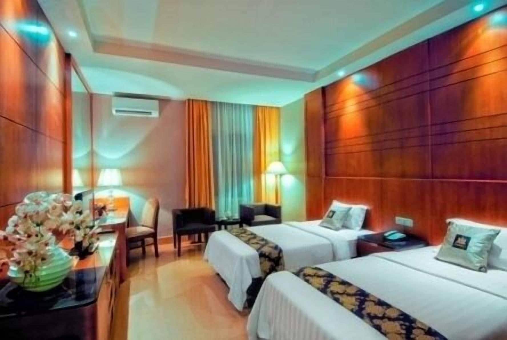 Grand Sakura Hotel Medan Dış mekan fotoğraf