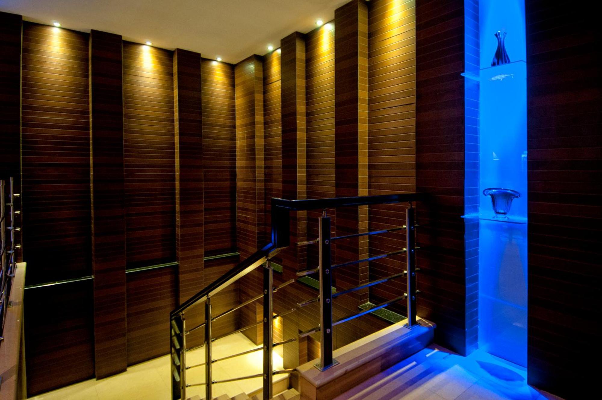 Grand Sakura Hotel Medan Dış mekan fotoğraf