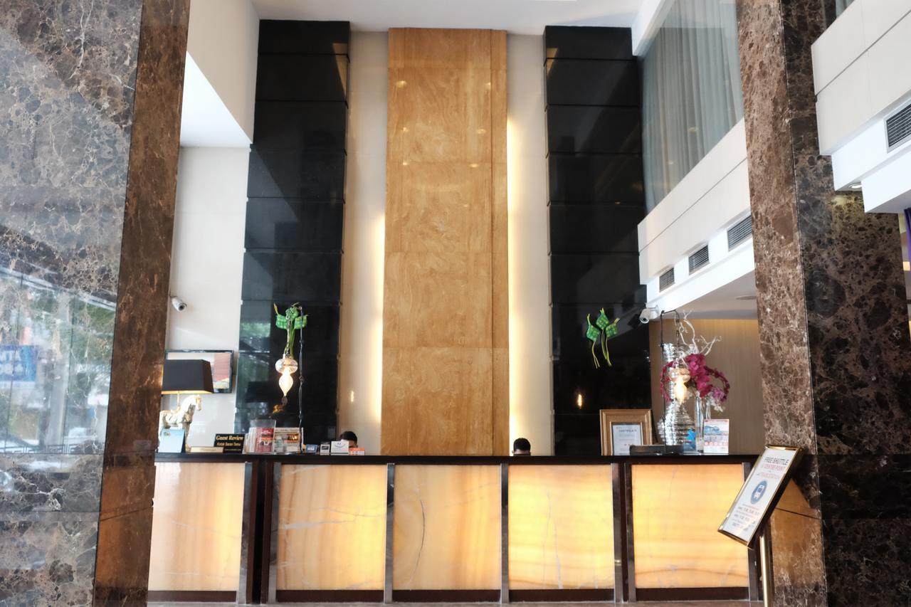 Grand Sakura Hotel Medan Dış mekan fotoğraf